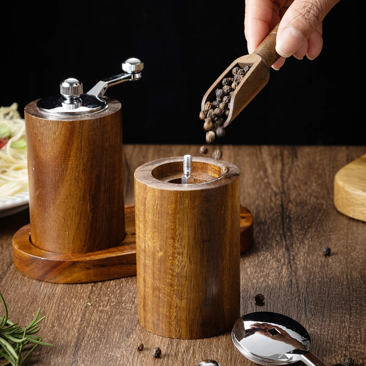 Hand Cranked Manual Pepper or Salt Grinder